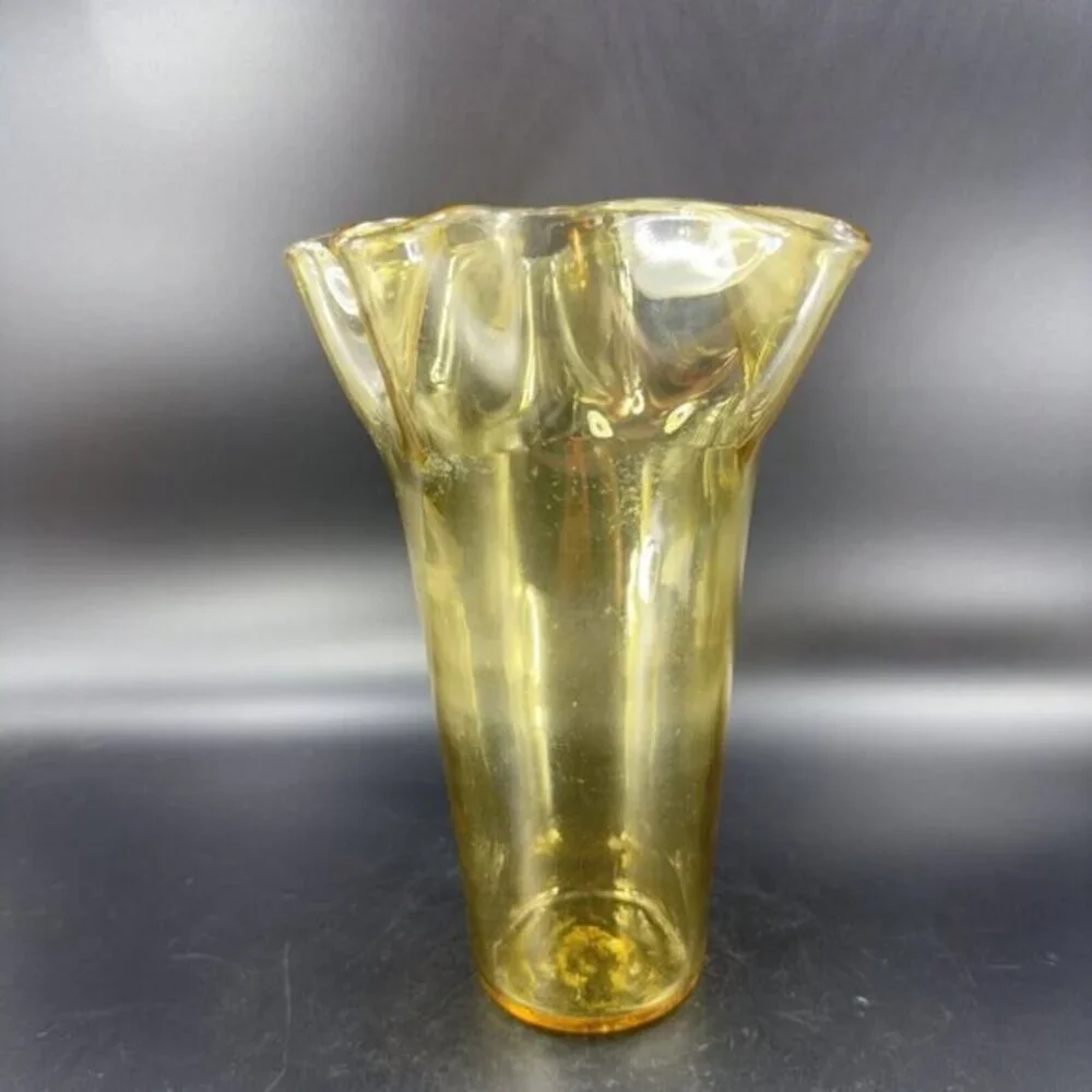 Mid Century Amber Art Glass Vase With Ruffled Top Edges‎ Hand Blown Glass Decor